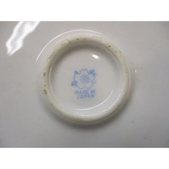 Dessert Plates, Cake Plates, White Flowered‎ made in Japan - Picture 5 of 9